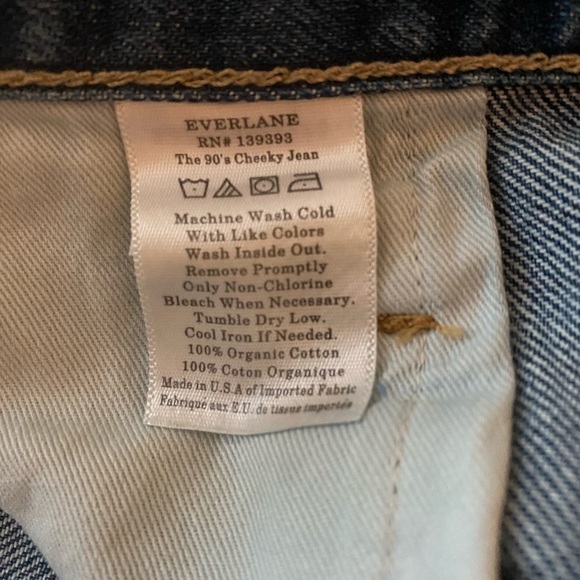 EVERLANE 90s Cheeky Jean, size 33 Ankle, Northridge blue medium wash, button fly - Picture 3 of 6